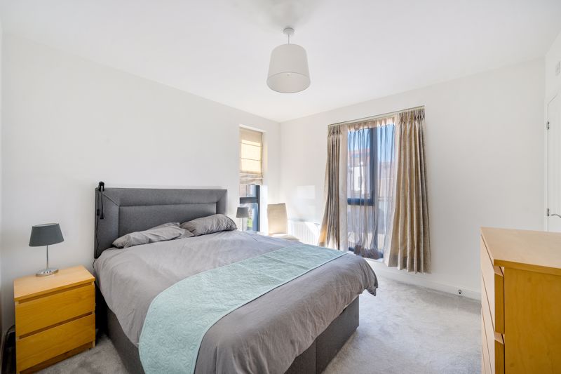 Bedroom- click for photo gallery